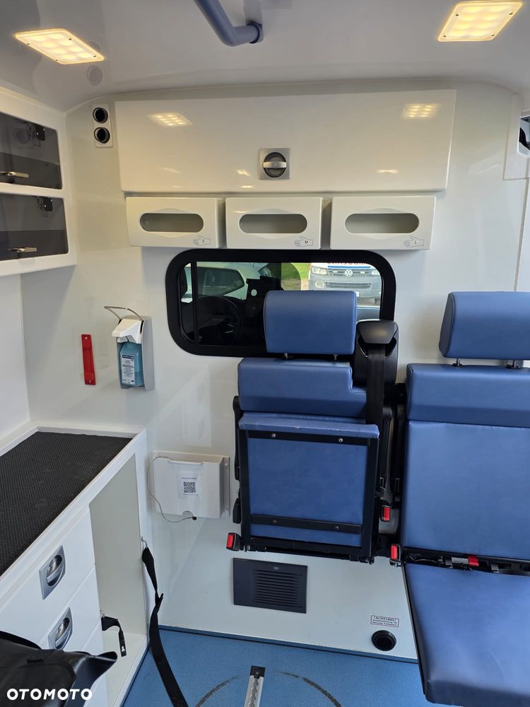 Renault Master Ambulans karetka - 31