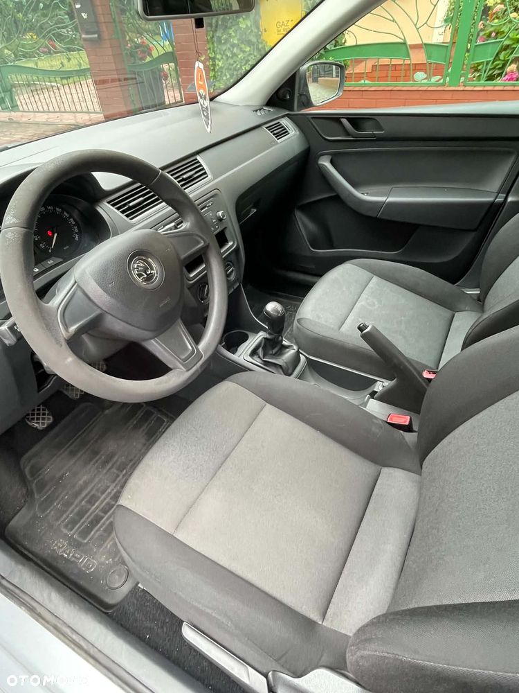 Skoda RAPID 1.6 TDI DPF Active - 10