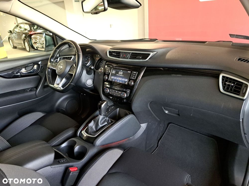 Nissan Qashqai 1.3 DIG-T N-Connecta DCT - 18