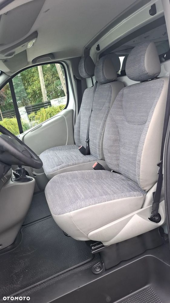 Renault Trafic - 16