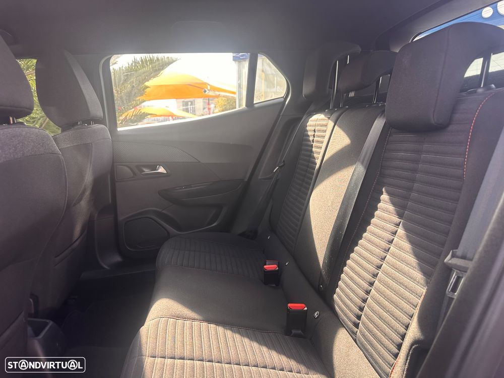Peugeot 2008 1.2 PureTech Active Pack - 43