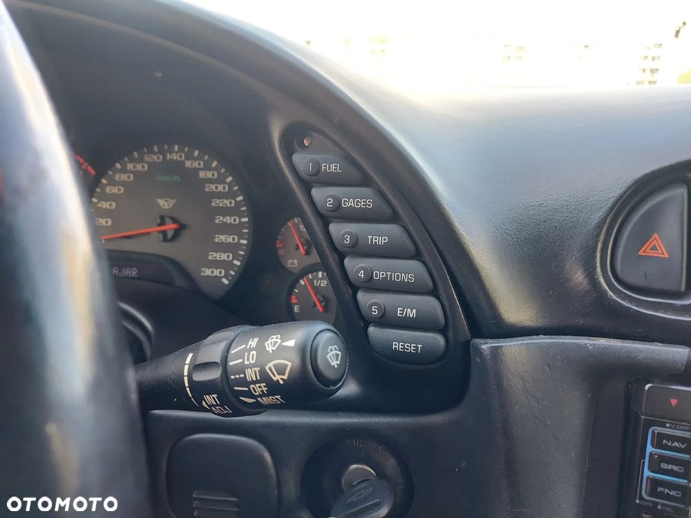 Chevrolet Corvette Convertible 5.7 - 17