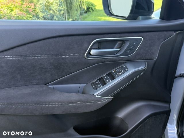 Nissan Qashqai 1.3 DIG-T MHEV Xtronic Tekna+ - 26