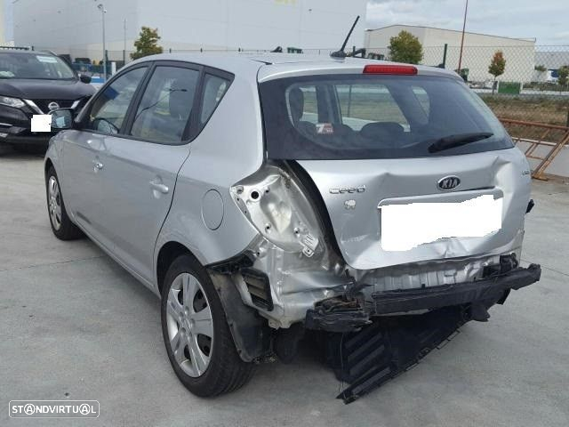 Peças Kia Ceed 1.6TDI 2010 - 4