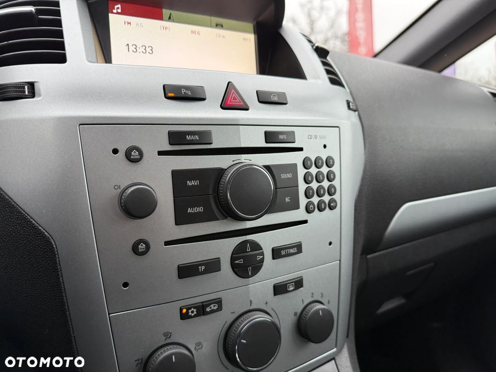 Opel Zafira 1.8 Cosmo - 30