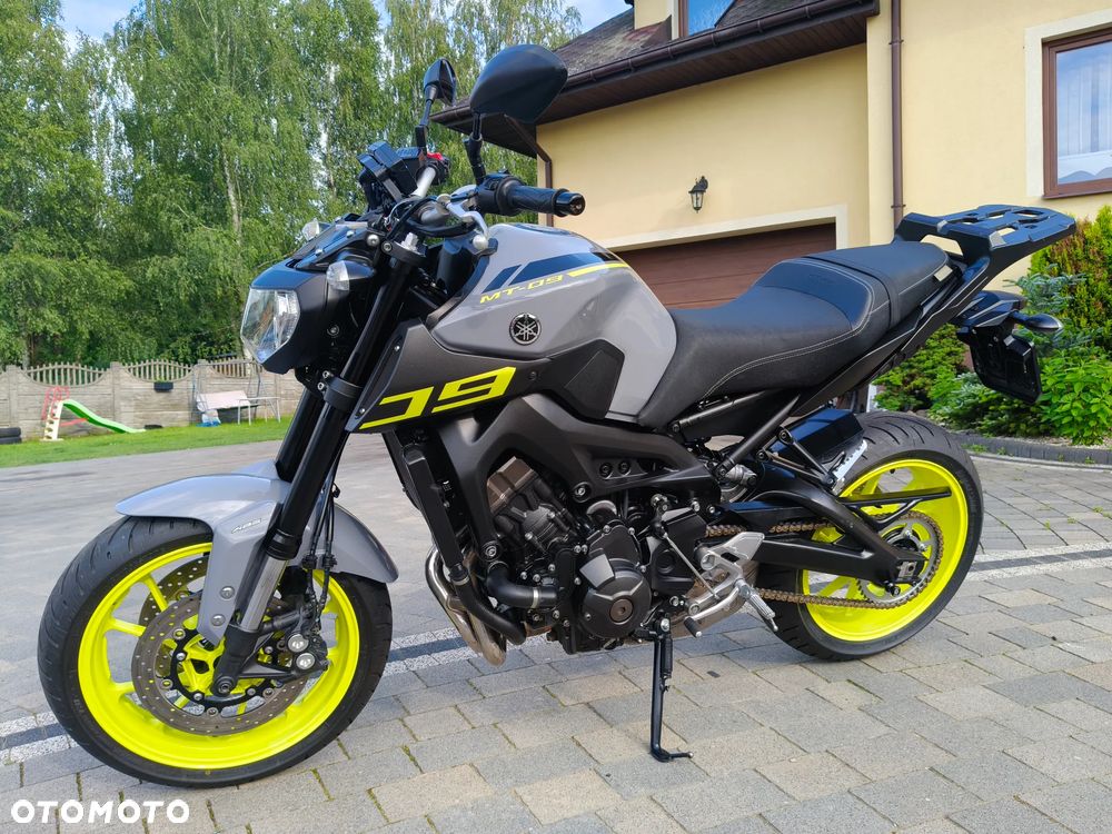 Yamaha MT - 1