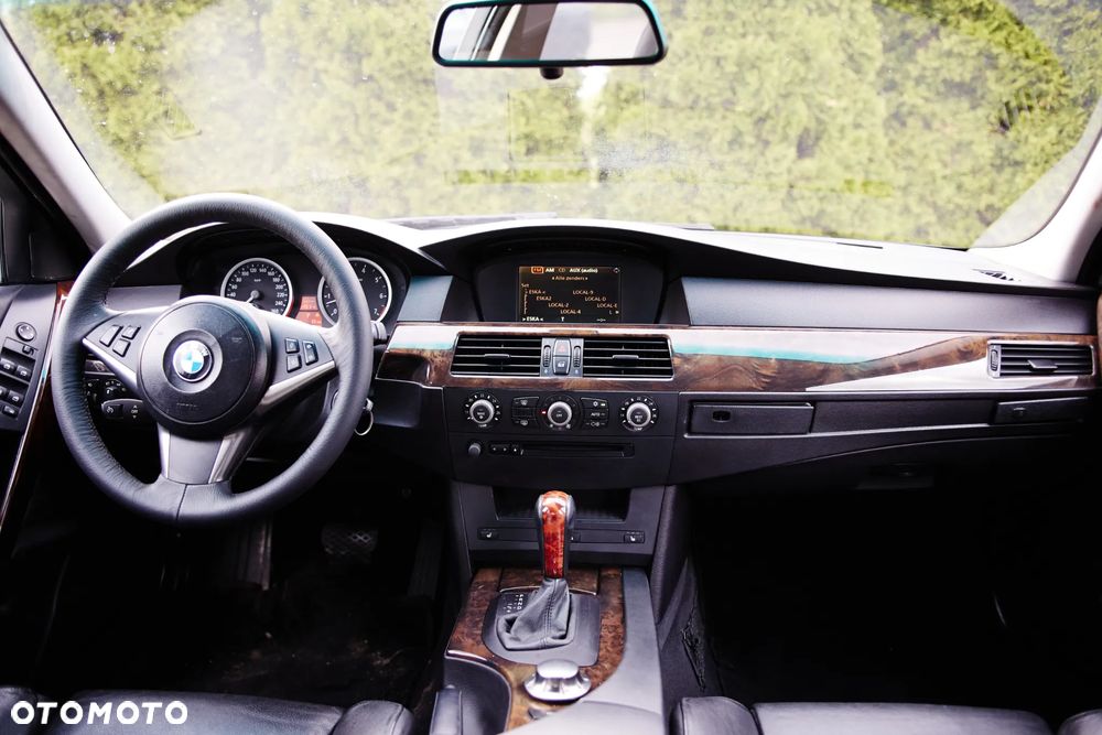 BMW Seria 5 - 26