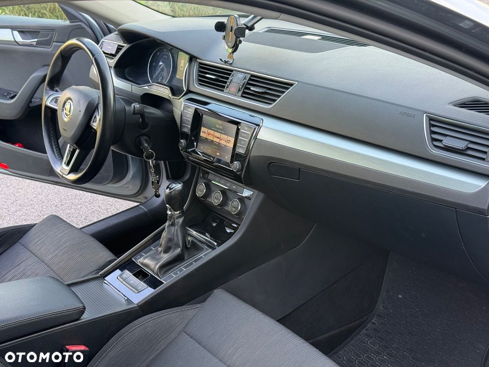 Skoda Superb 1.6 TDI Ambition Greenline - 15