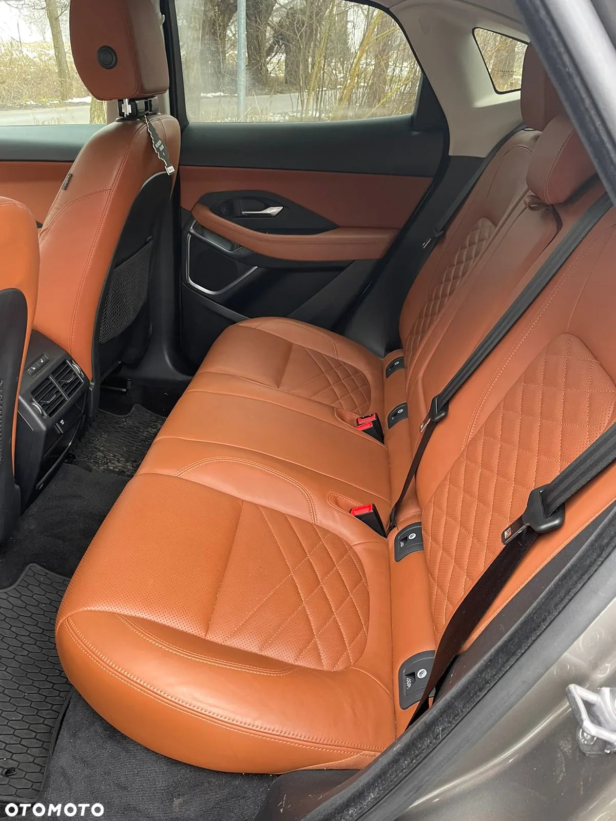 Jaguar E-Pace 2.0 i4P AWD R-Dynamic S - 6