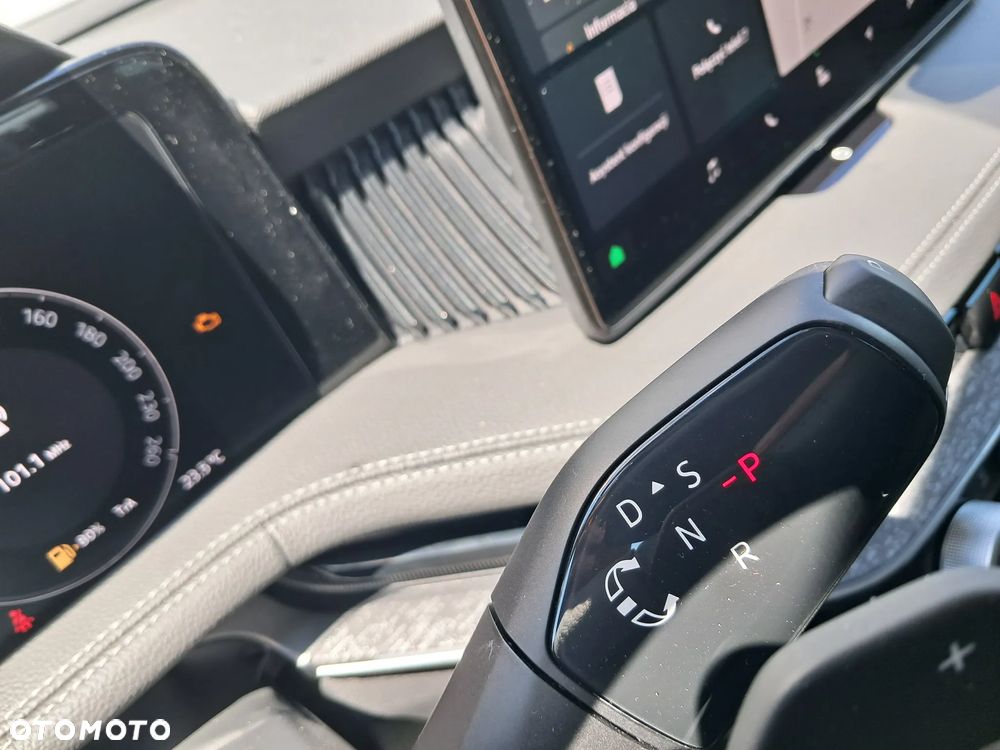 Skoda Superb 2.0 TDI SCR Selection DSG - 28