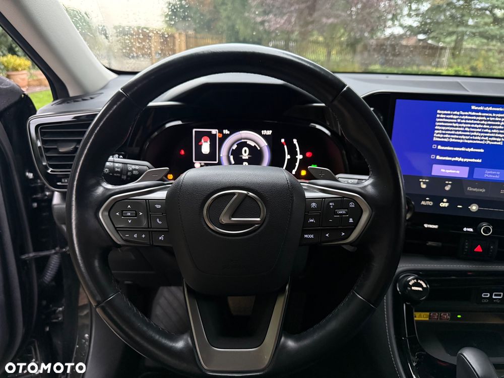 Lexus NX 350h Prestige AWD - 22