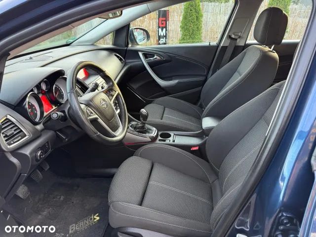 Opel Astra - 16