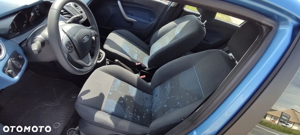 Ford Fiesta 1.25 Ambiente - 21