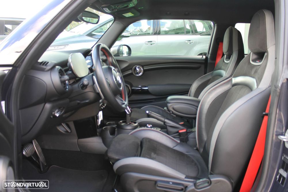 MINI 3 Portas John Cooper Works GP Aut. - 47