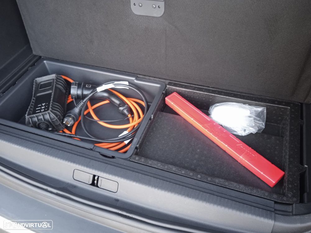 Peugeot 3008 1.6 Hybrid Allure Pack e-EAT8 - 45