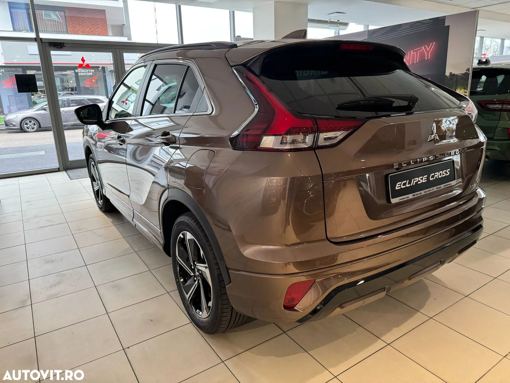 Mitsubishi Eclipse-Cross PHEV Intense+ - 5
