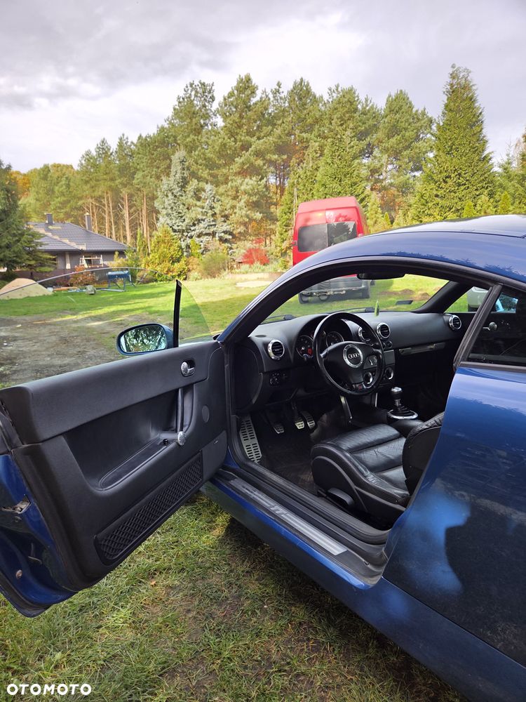 Audi TT Coupé - 10