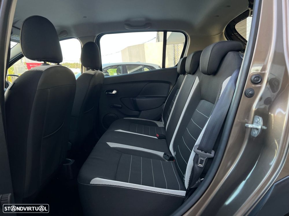 Dacia Sandero 0.9 TCe Stepway - 22