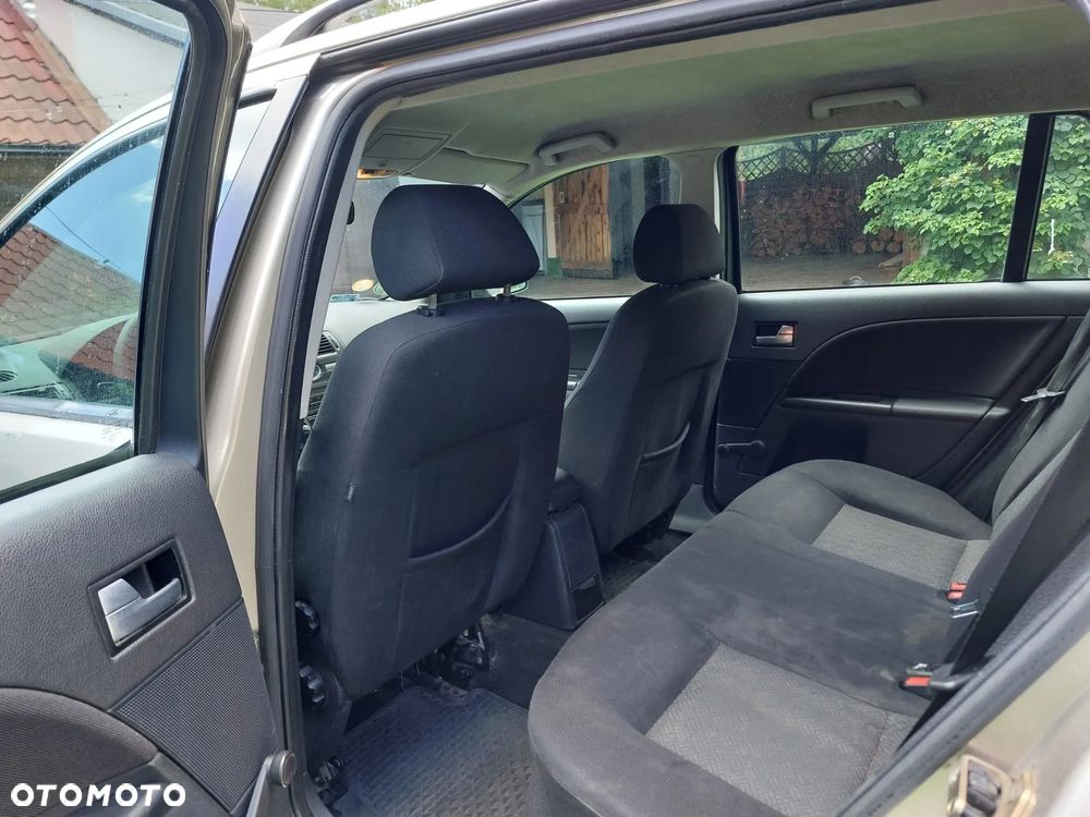 Ford Mondeo 1.8 Trend - 8