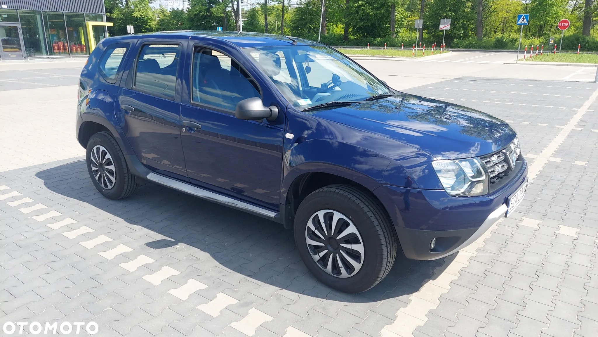 Dacia Duster 1.6 SCe Laureate S&S - 4