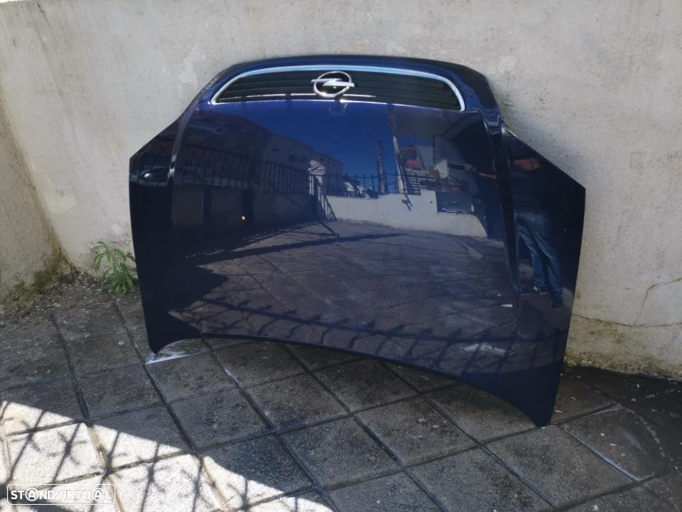 capot opel zafira A - 2
