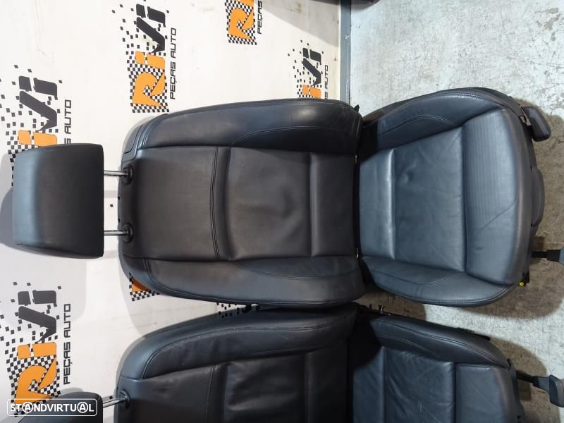 Bancos BMW Serie 3 Coupe E92 Pack M em Pele LCI - 4