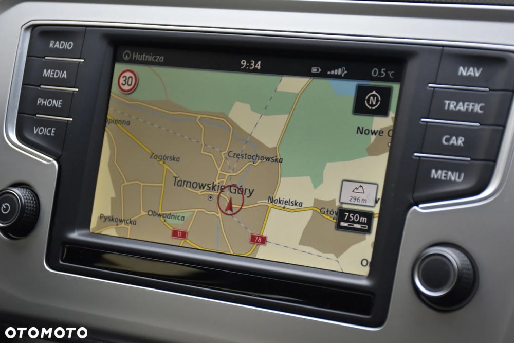 Volkswagen Passat 2.0 TDI BMT Comfortline - 17