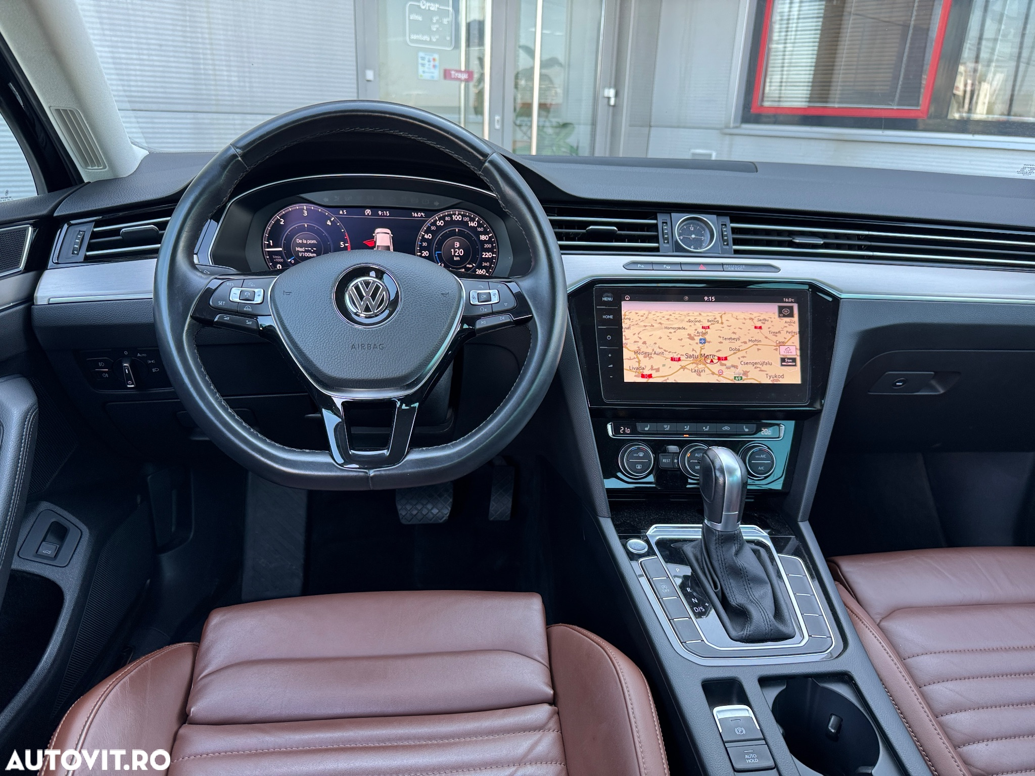 Volkswagen Passat 2.0 TDI DSG Highline - 15