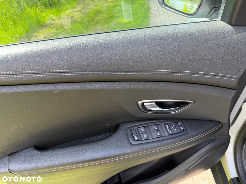 Renault Scenic - 21