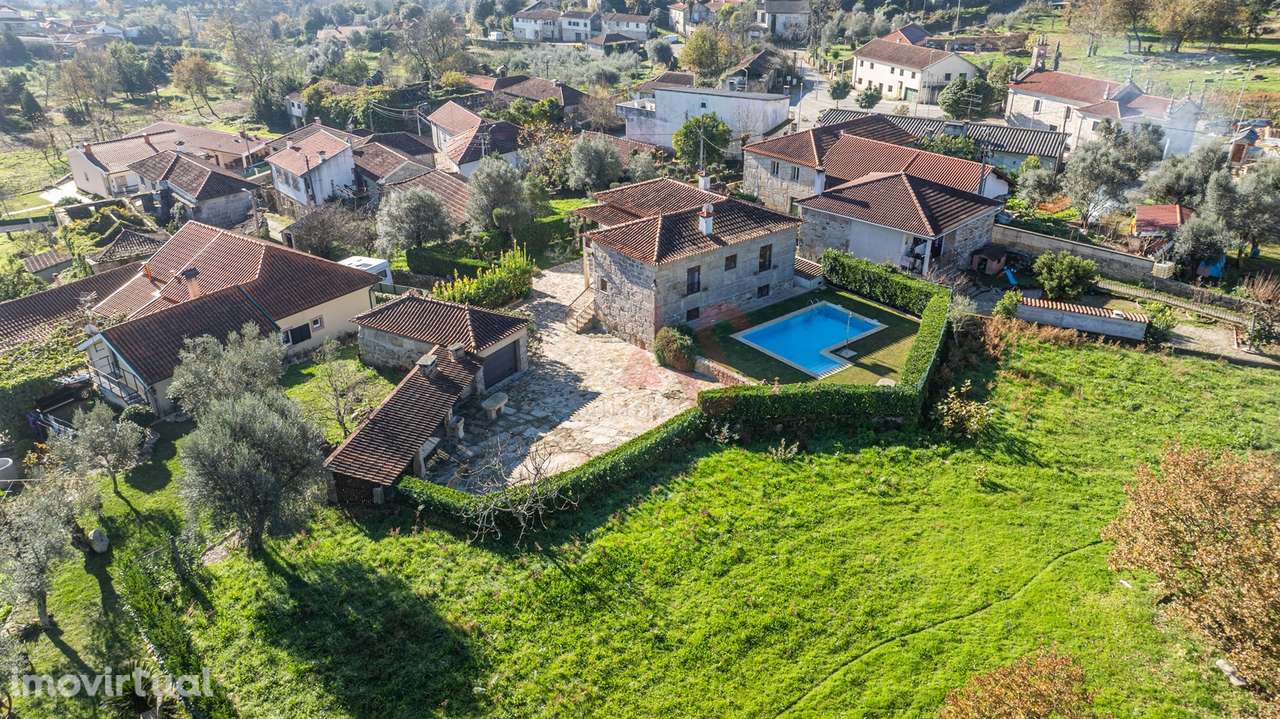 Casa do Loureiro em Paradança, Mondim de Basto - Grande imagem: 5/44