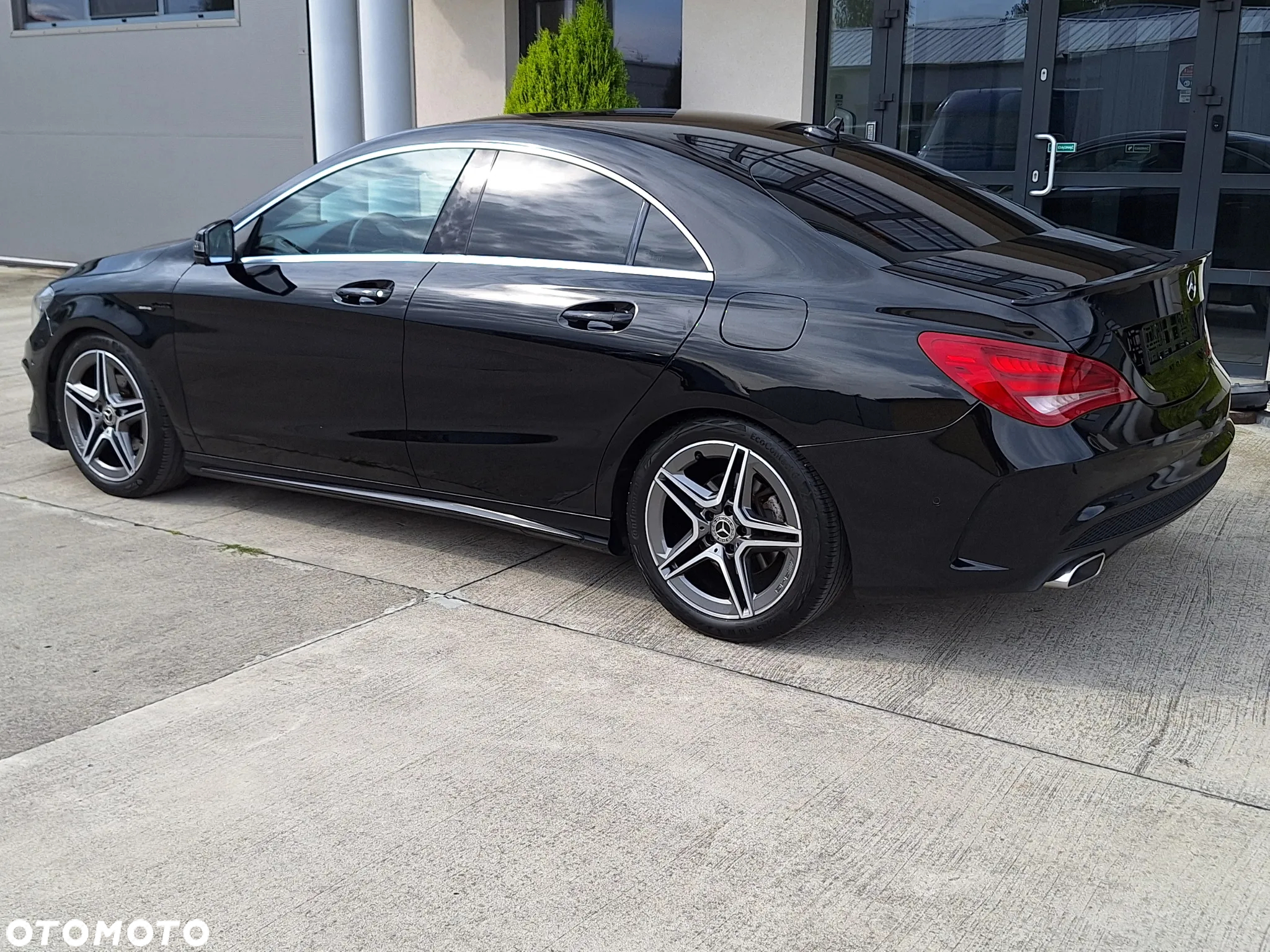 Mercedes-Benz CLA 180 BlueEffICIENCY Edition - 3