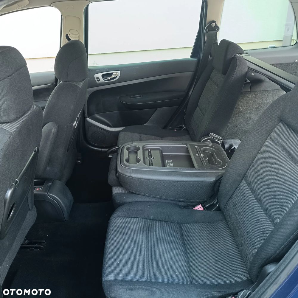 Peugeot 307 1.6 - 12