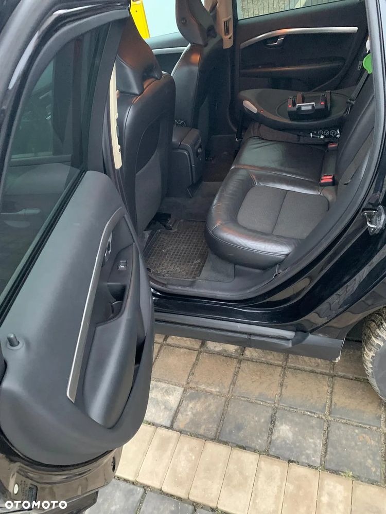Volvo V70 D5 Momentum - 27