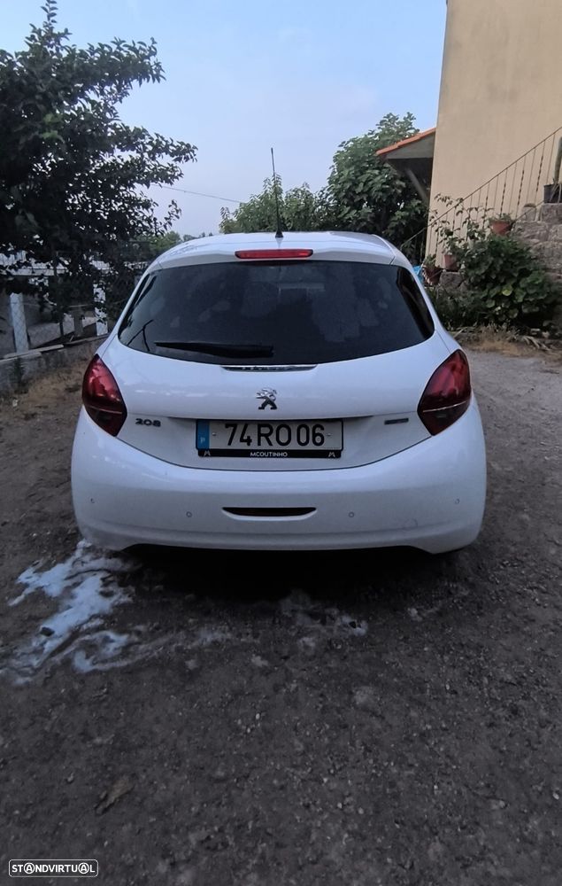 Peugeot 208 1.2 PureTech Style - 3