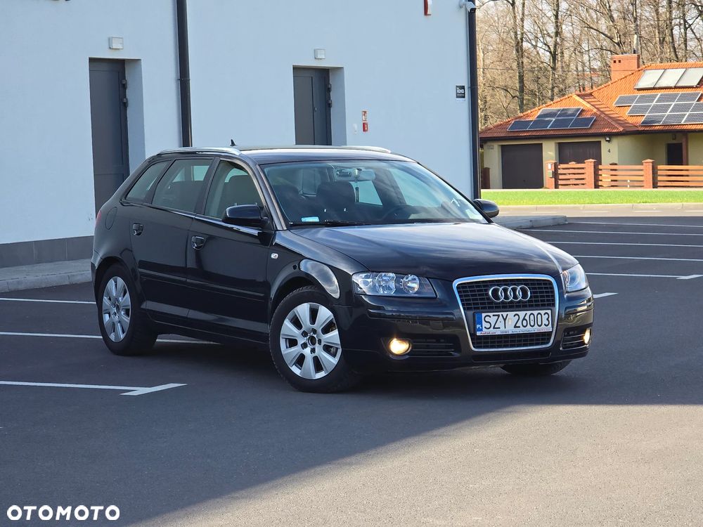 Audi A3 Sportback 2.0 TDI DPF (DSG) S tronic Ambition - 2