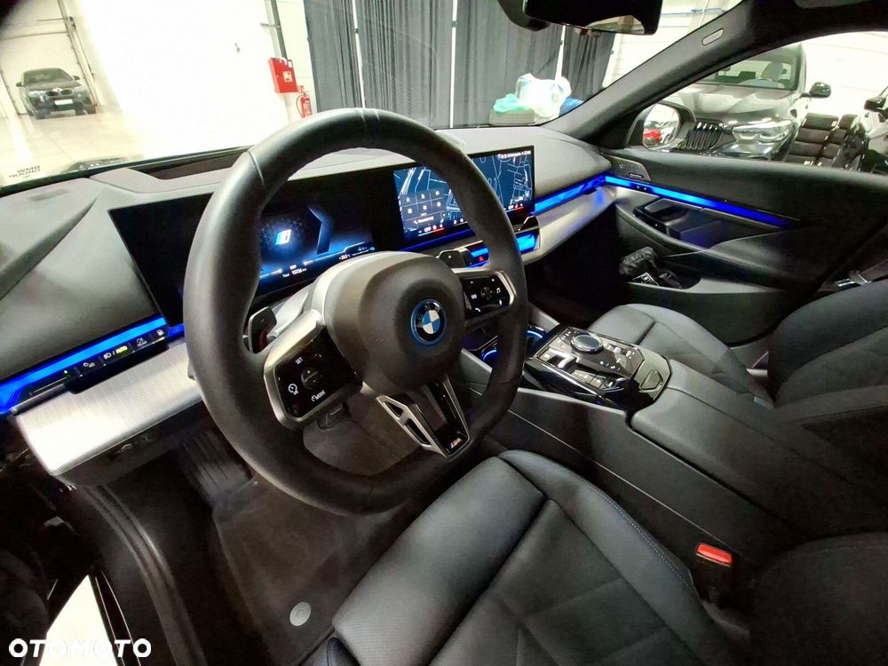 BMW Seria 5 - 11