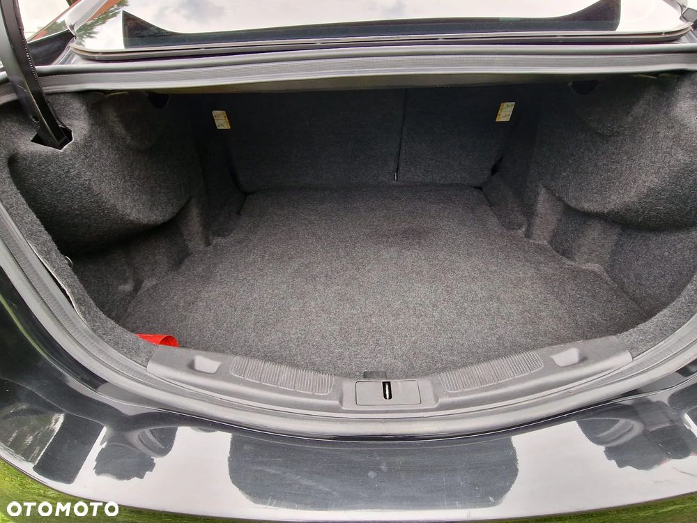 Ford Fusion - 7