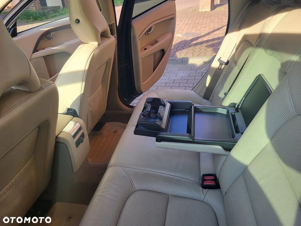 Volvo XC 70 D5 AWD Dynamic Summum - 12