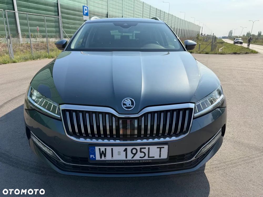 Skoda Superb 2.0 TDI SCR Style DSG - 3