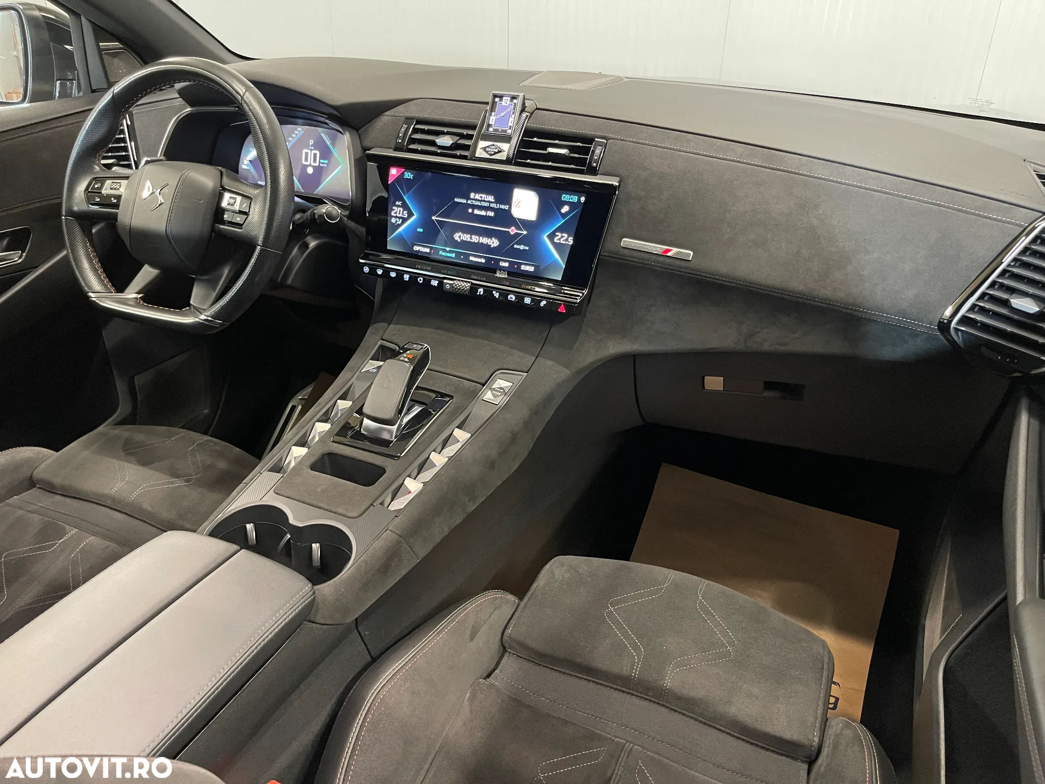 DS Automobiles DS 7 Crossback DS7 1.6 PHeV AWD 300 EAT8 PERFORMANCE LINE + - 9