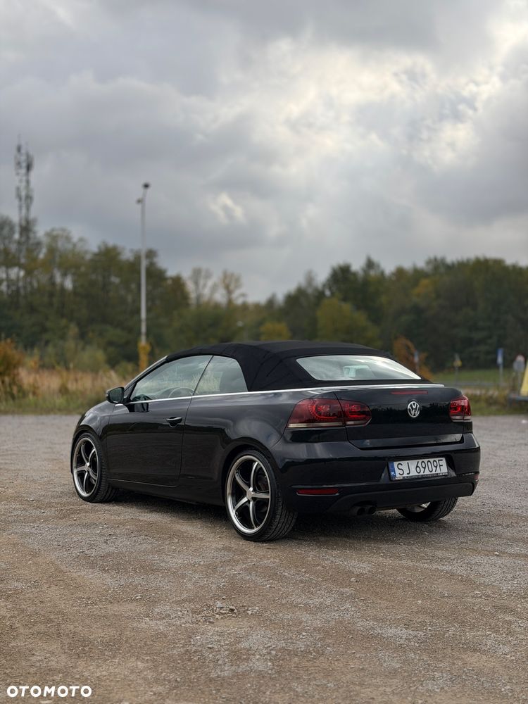 Volkswagen Golf - 6