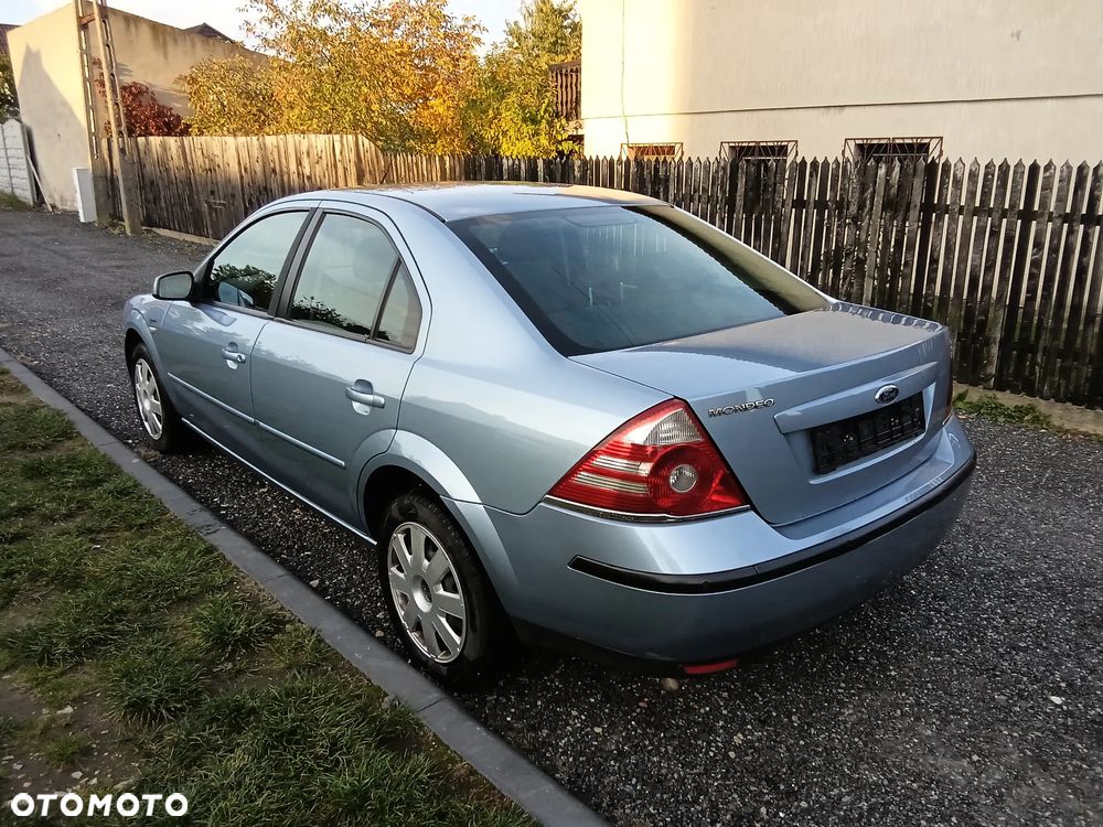 Ford Mondeo 1.8 Trend - 4