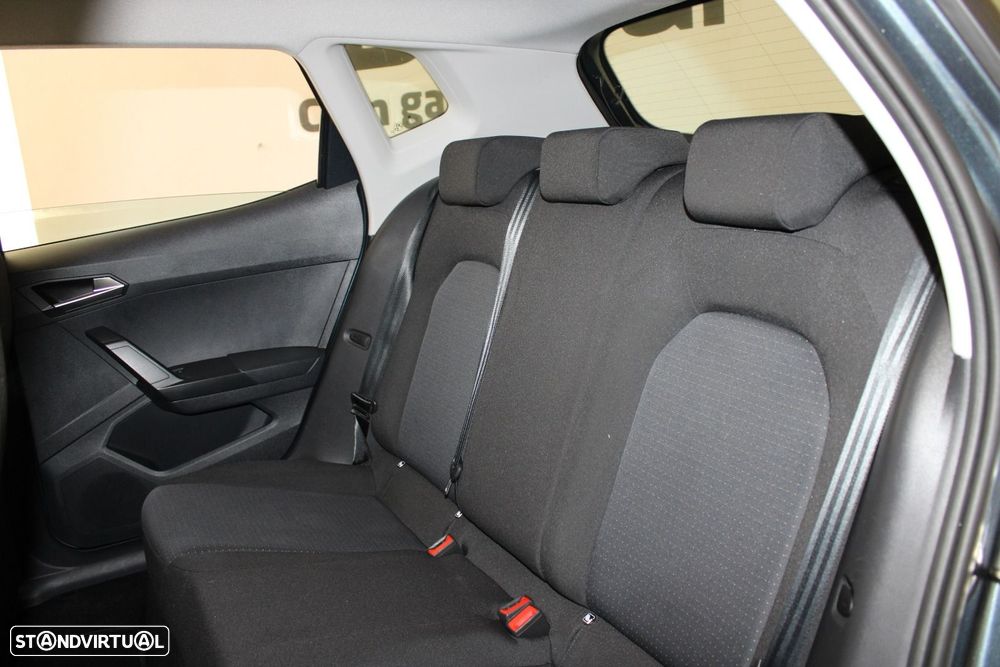 SEAT Arona 1.0 TSI Style DSG - 28