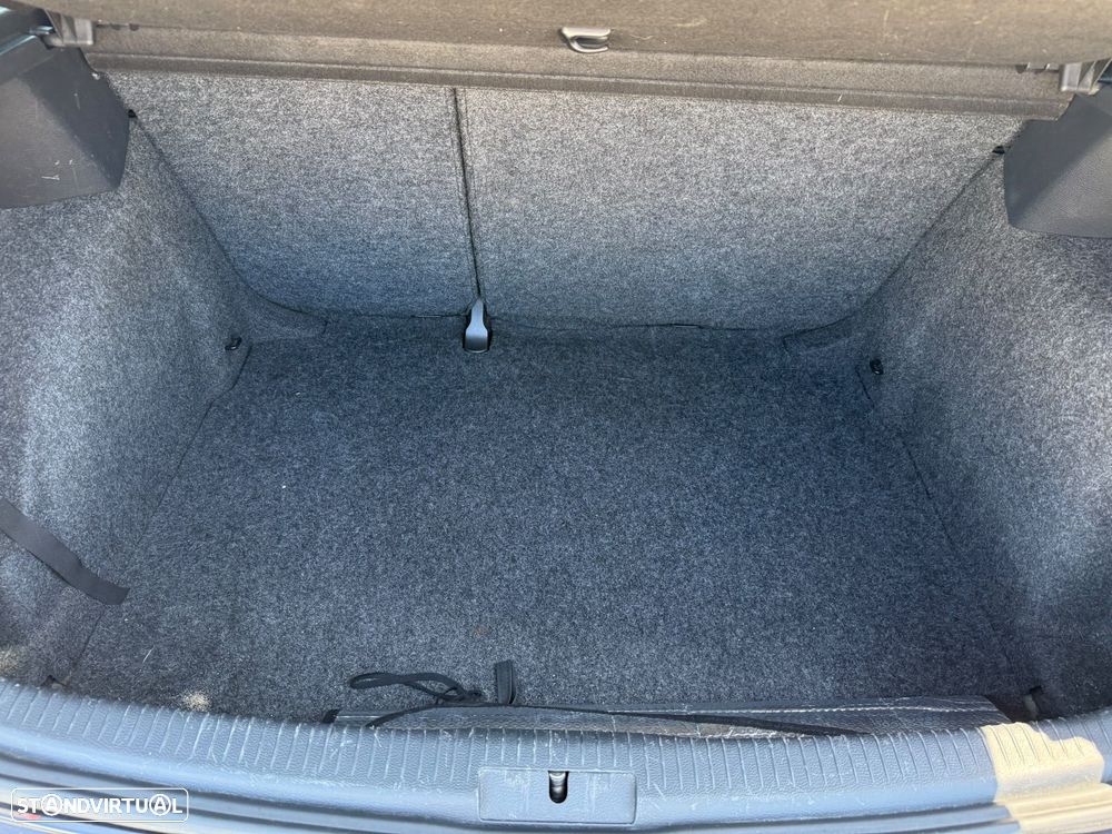 VW Golf 1.2 TSi Confortline BlueMotion - 21