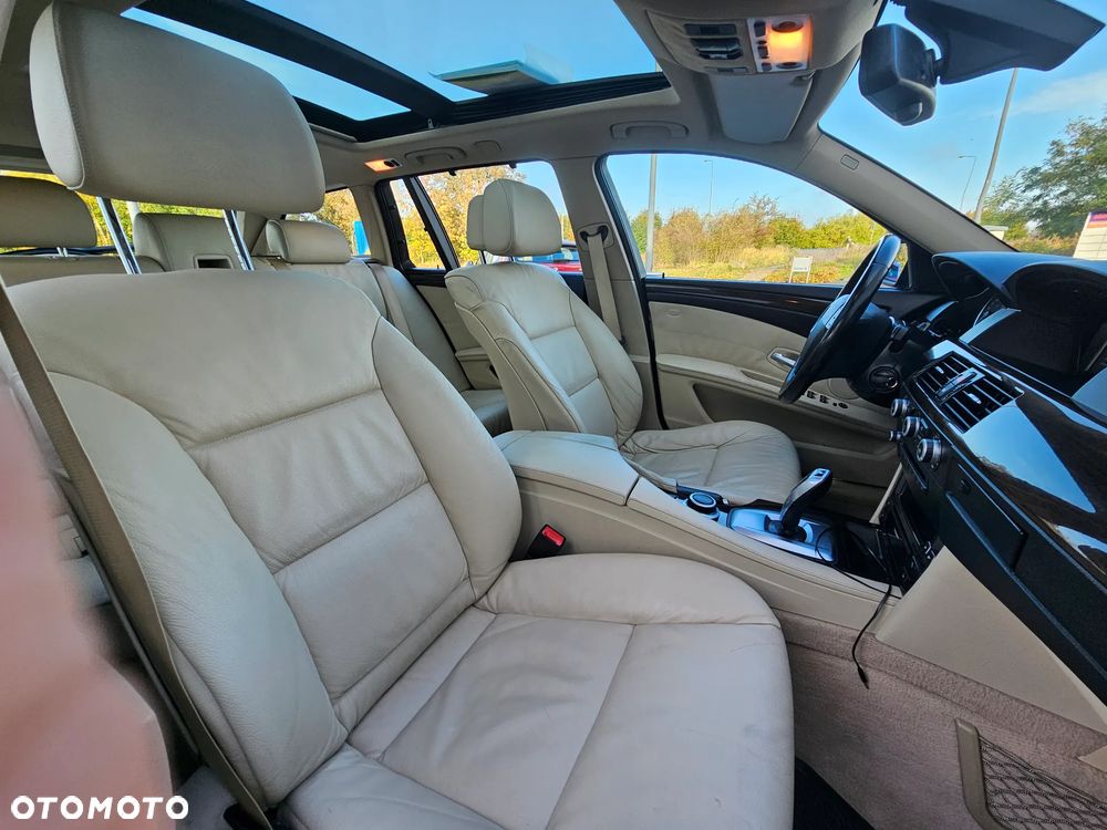 BMW Seria 5 525i Edition Exclusive - 19