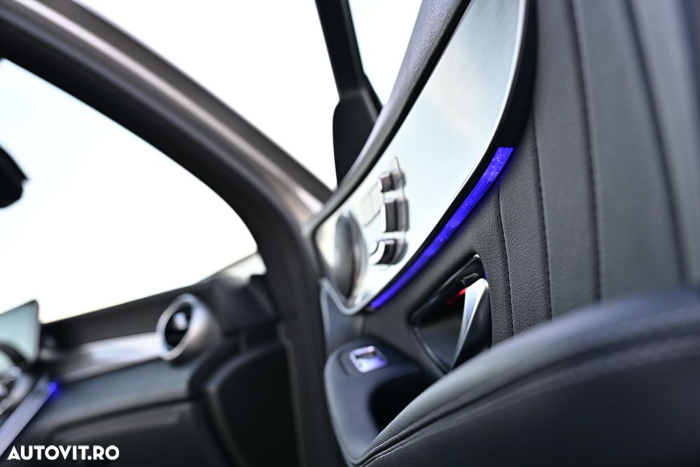 Mercedes-Benz GLC 220 d 4Matic 9G-TRONIC AMG Line Plus - 23