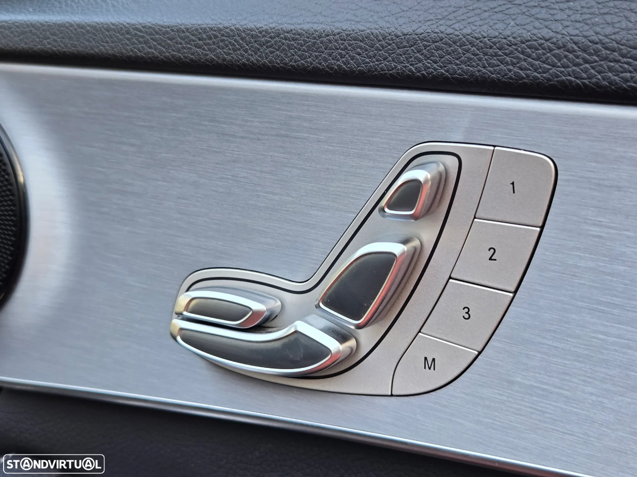 Mercedes-Benz C 300 de AMG Line - 29