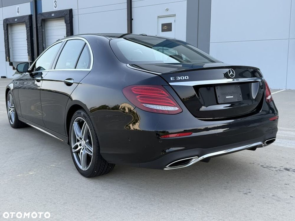 Mercedes-Benz Klasa E - 7