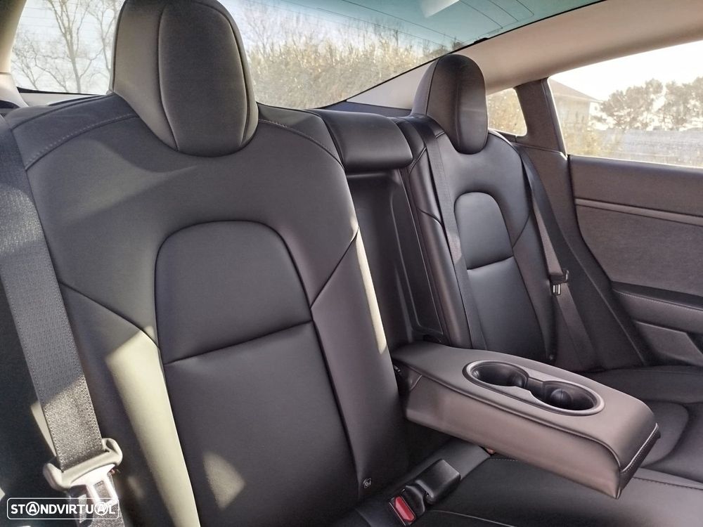 Tesla Model 3 Long Range Tração Traseira - 18