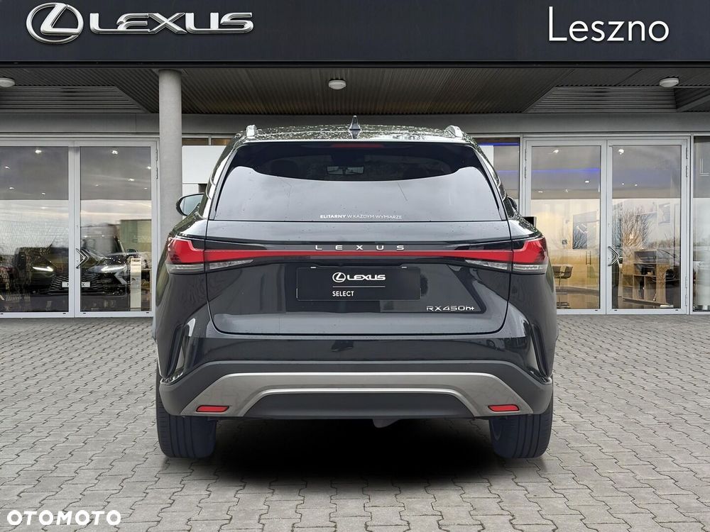 Lexus RX 450h+ Omotenashi - 8